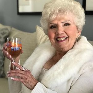 Meet your Posher, Rita